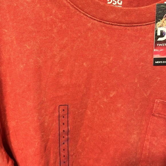 NWT DSG Men's small t shirt - Picture 2 of 4